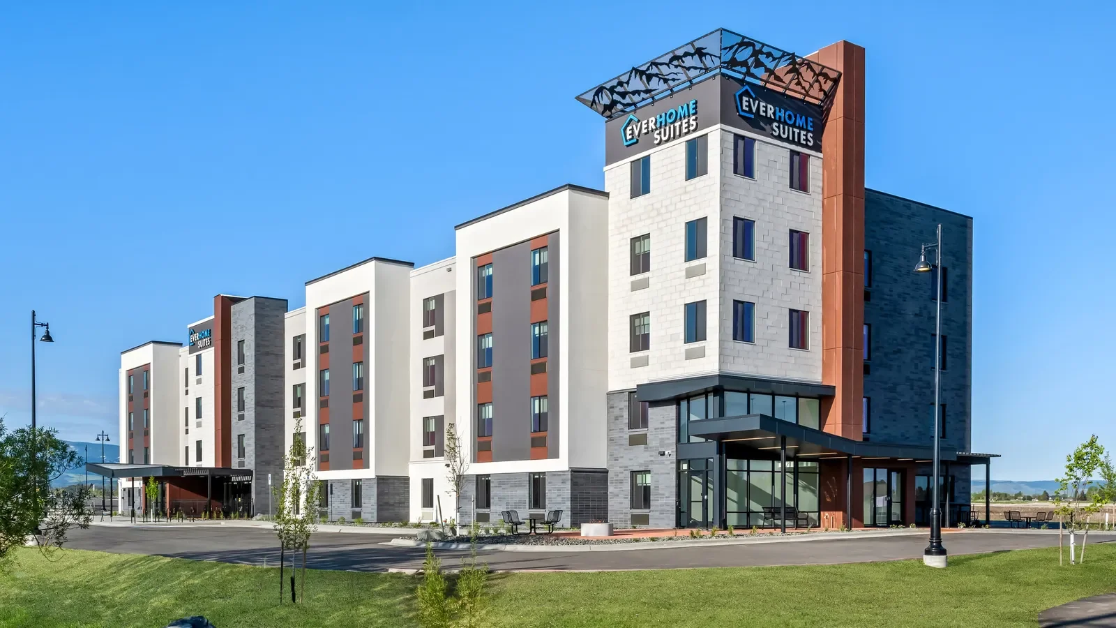 Extended Stay Hotels Thrive Amid Data Center Growth in Texas, Virginia, and Georgia